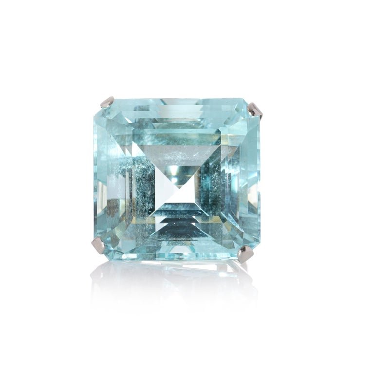 WGI Certified 71.35 Carat Aquamarine Cocktail Ring In 18 Carat White Gold