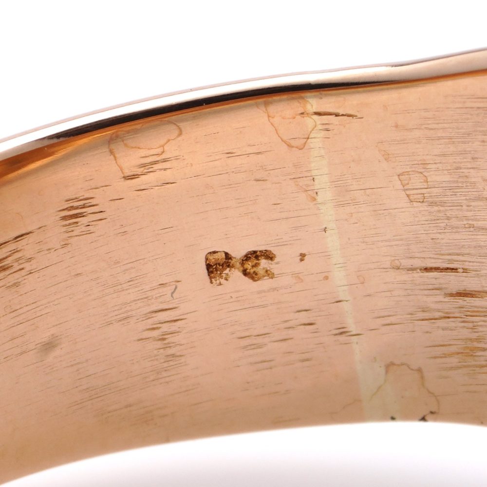 18 Carat Yellow Gold Men's Signet Ring With Panther's Head