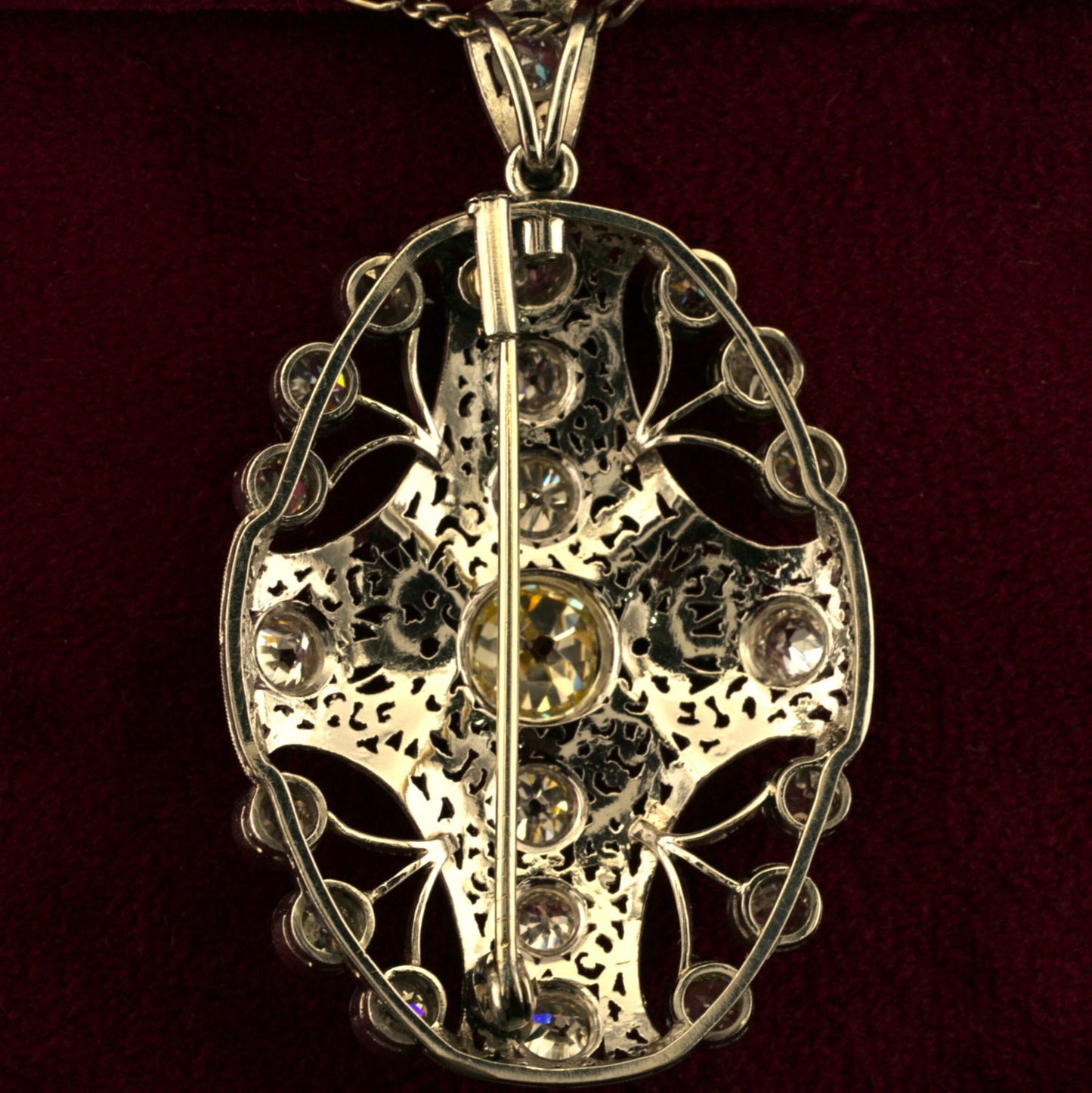 Edwardian Antique 8ct Old Mine Cut Diamond Pendant come Brooch in Platinum