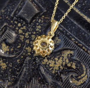 Diamond Flower Cluster Pendant Necklace, 0.30ct
