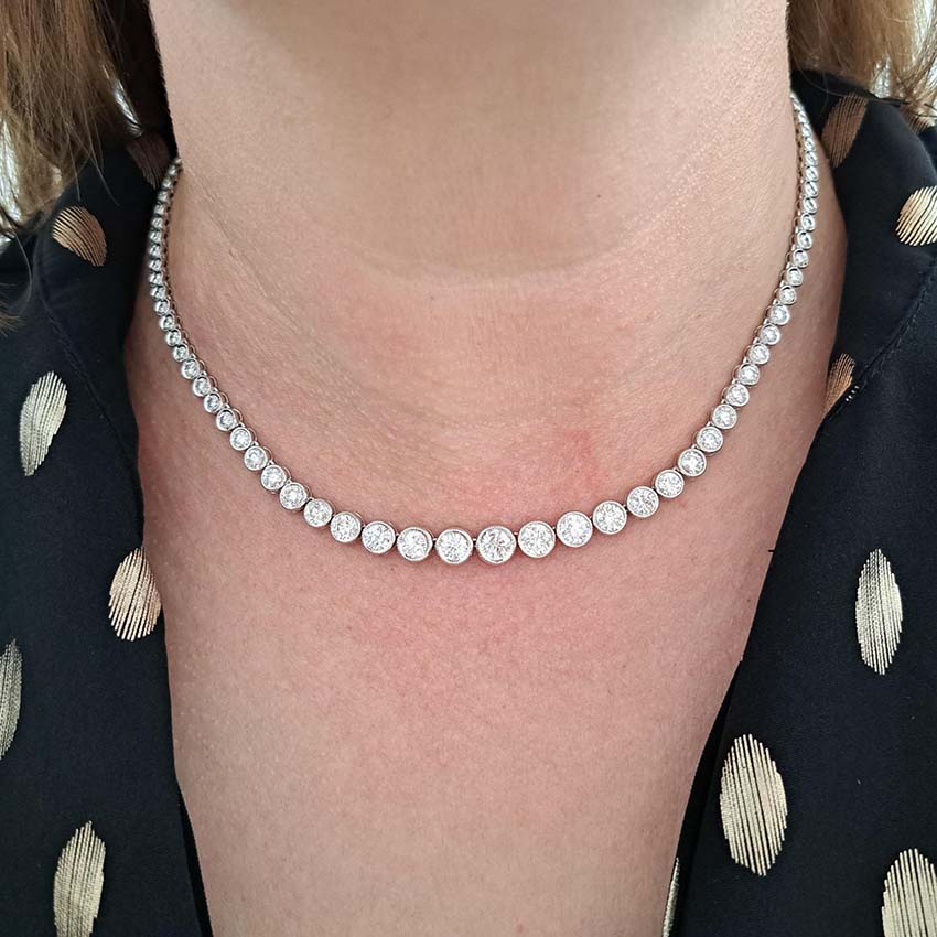Graduated Diamond Collar Line Necklace, 12.84 carats