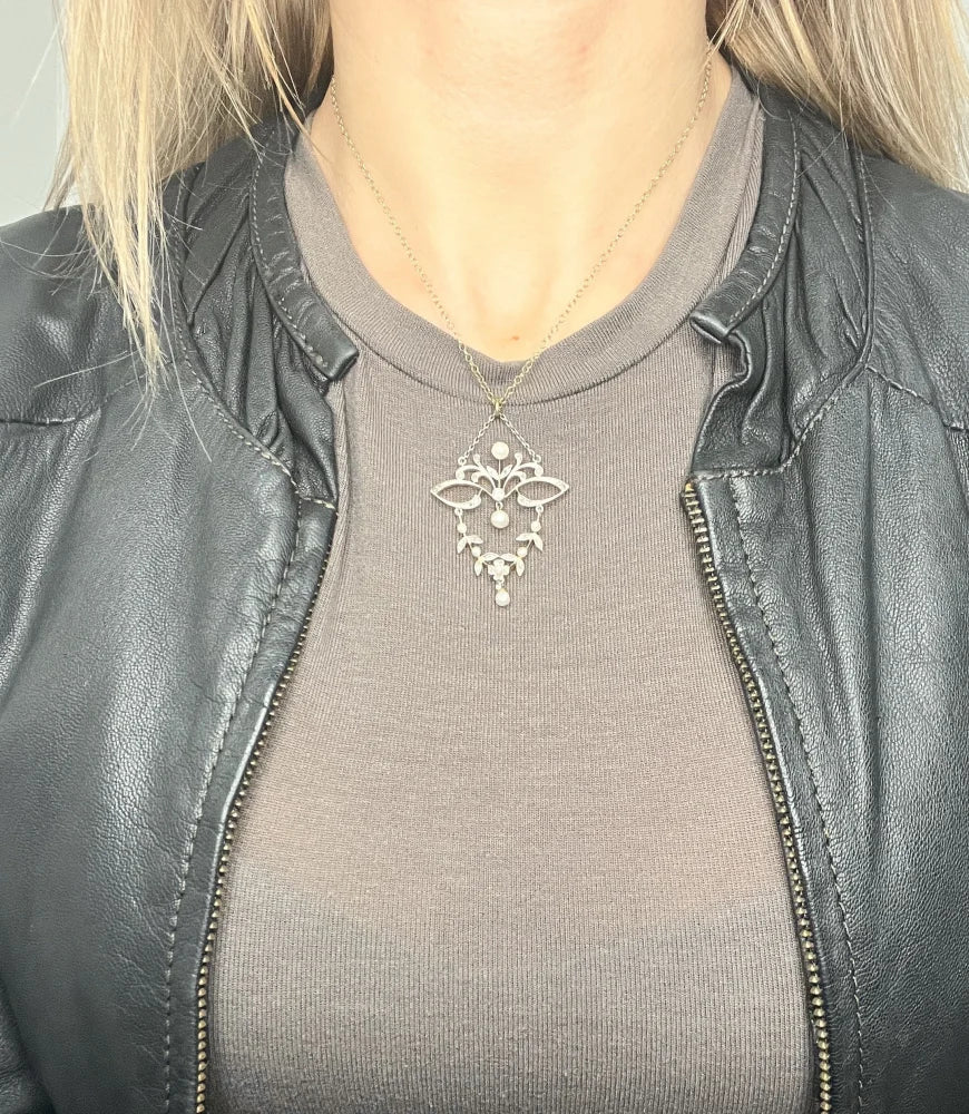 Antique Platinum & 18ct Gold Edwardian Diamond and Pearl Floral Design Necklace