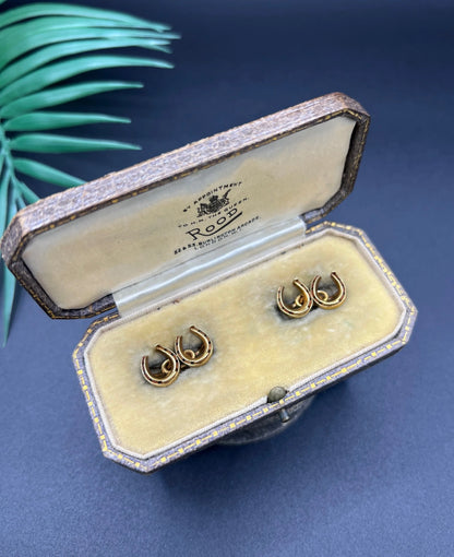 A pair of double-sided horseshoe cufflinks in yellow gold, in an antique box