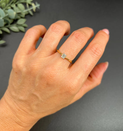 18 Carat Yellow Gold Princess Cut Diamond Single Stone Engagement Ring