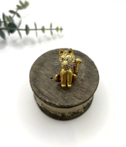 Vintage 18 Carat Yellow Gold Cat Brooch with Diamond Eyes and Collar, London 1962