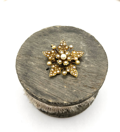 Antique 15 ct Gold, Edwardian Natural Seed Pearl Flower Pendant/Brooch