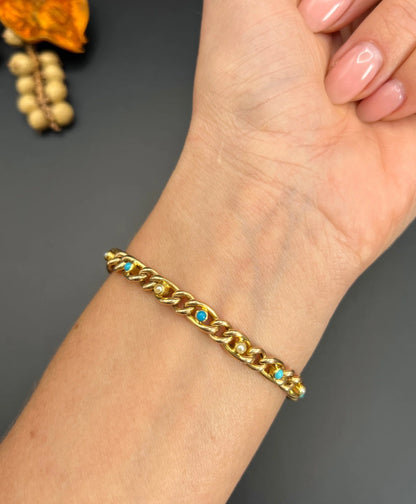 Victorian 15 Carat Yellow Gold Curb Link Turquoise and Pearl Bracelet with Heart Padlock
