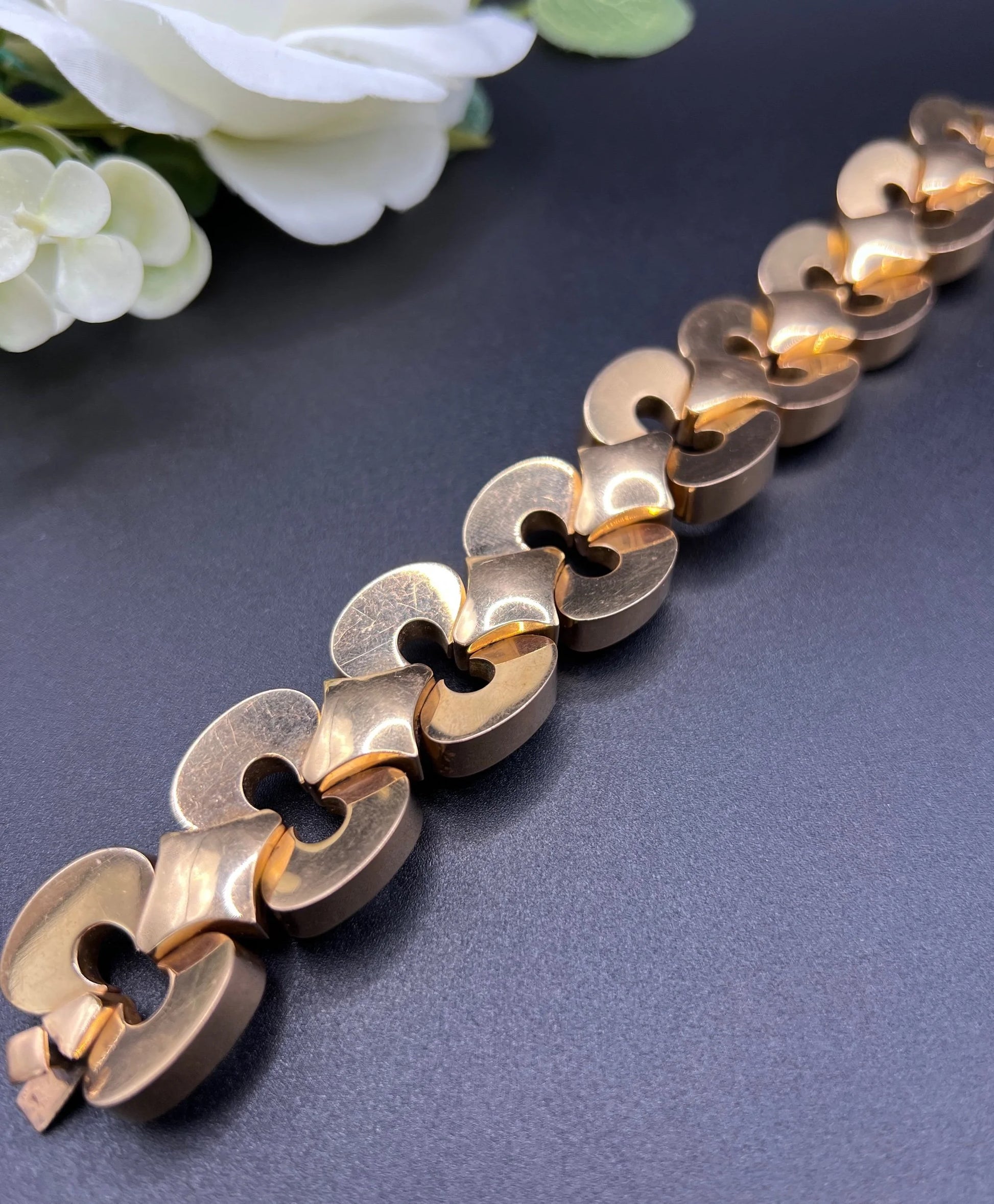 Antique 18ct Yellow Gold French Stamped, 1920s Sculptural Link Bracelet