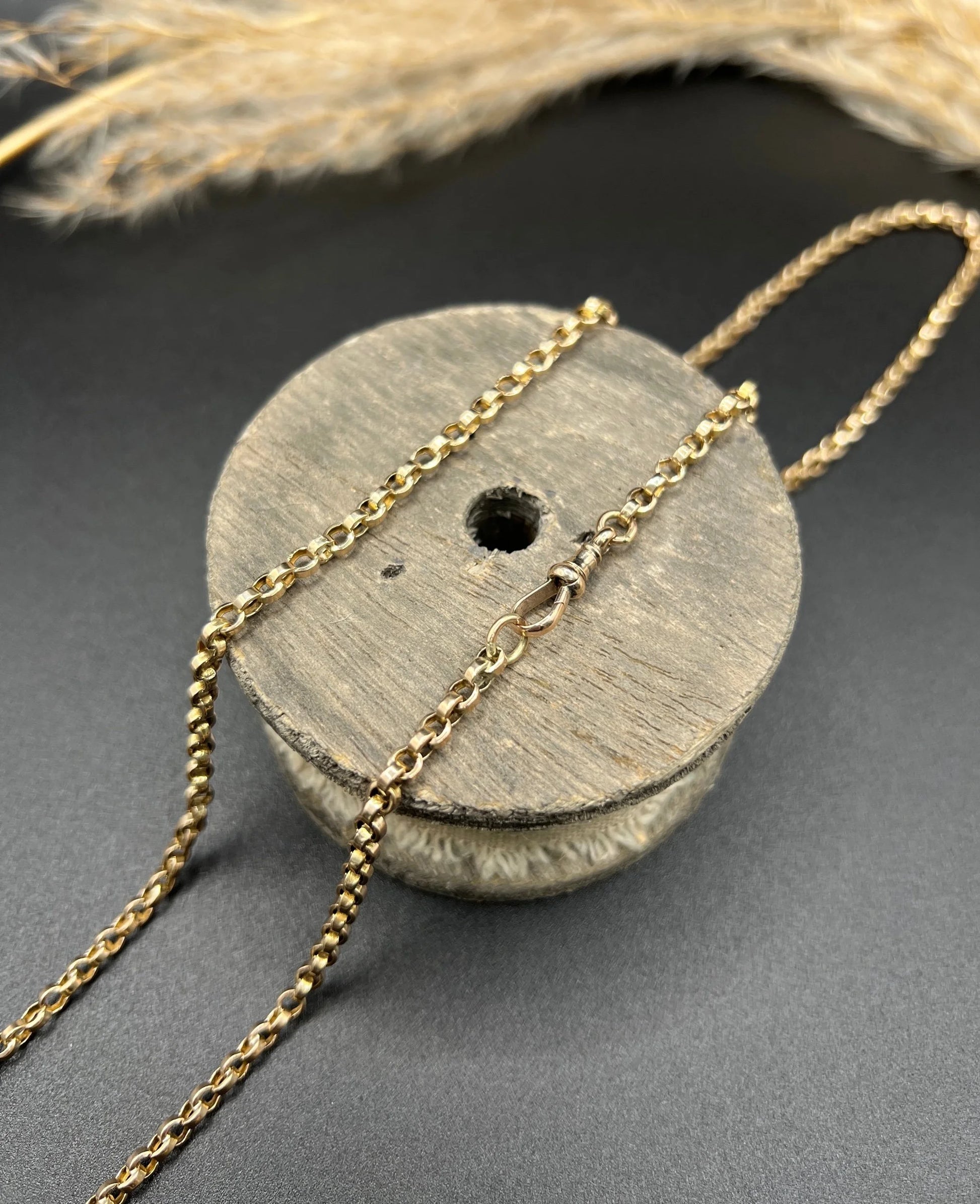 Antique 9 Carat Rose Gold Rolo Link 25 Inch Chain Necklace, Circa 1900