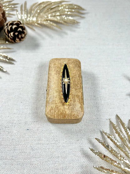 Victorian 15 Carat Yellow Gold Long Onyx Starburst Locket Pendant, Circa 1890