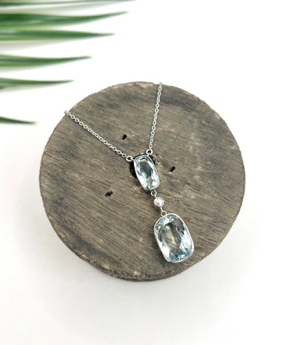 Vintage platinum, 1920s Aquamarine & Diamond Pendant Necklace