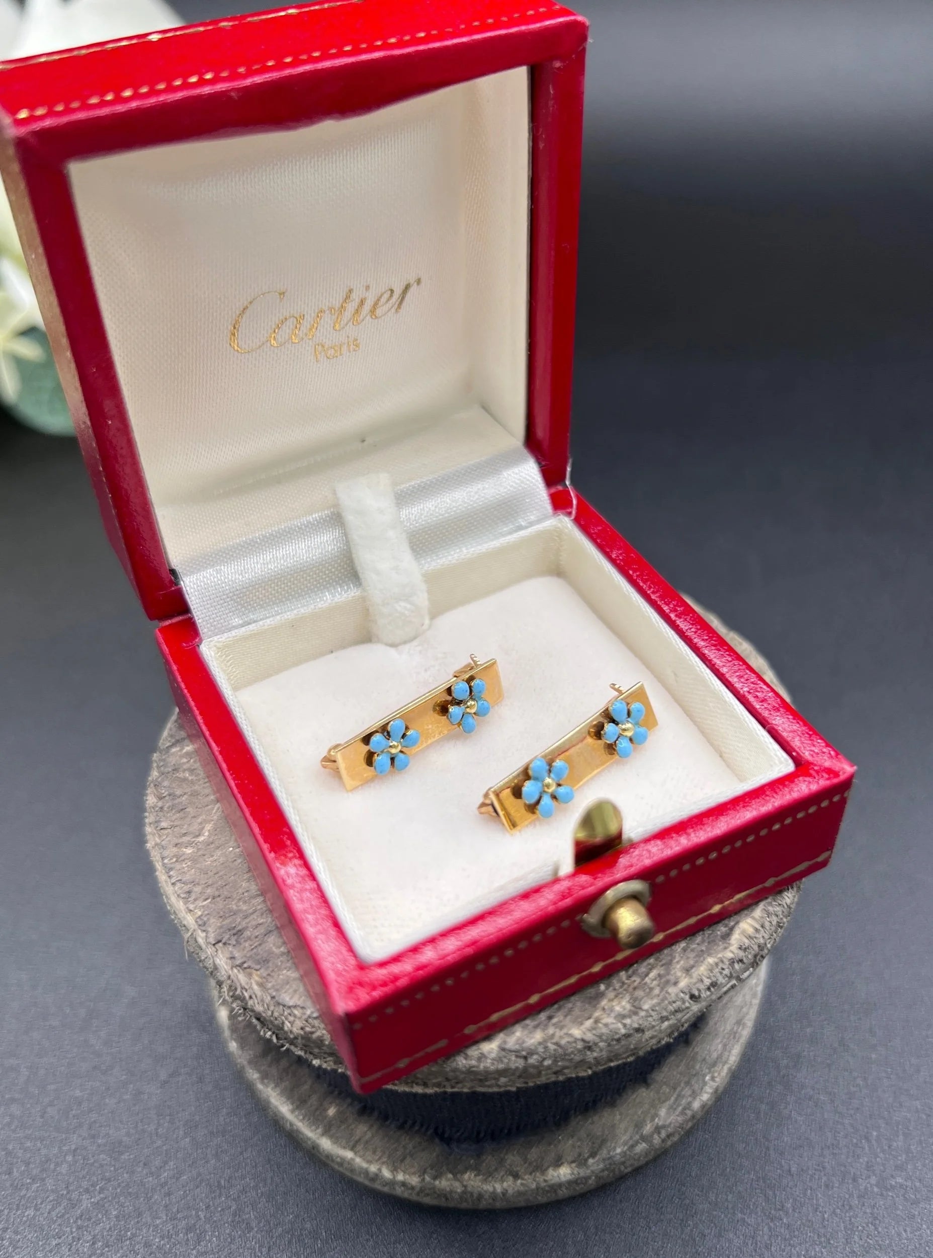 Antique 14 ct Gold, 1920's Cartier Turquoise Enamel Forget Me Not Collar Pins