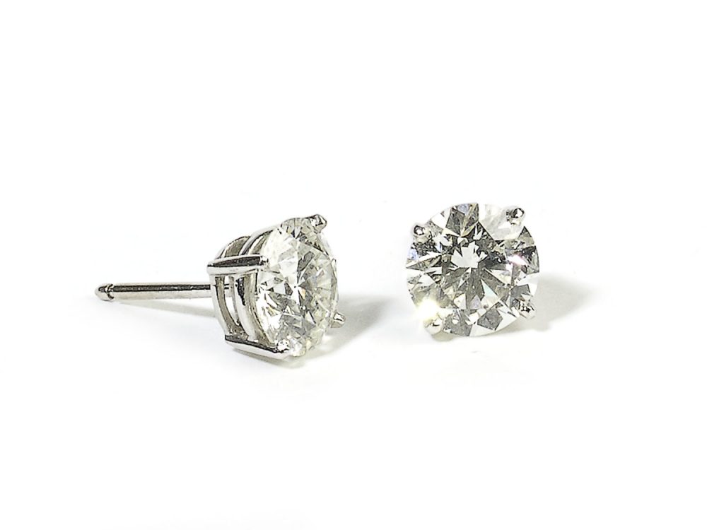 4.11 Carats Diamonds Gold Stud Earrings