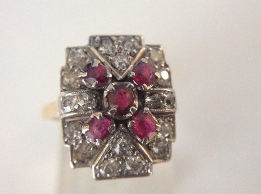 Antique Art Deco Ruby and Diamond Plaque Ring, 18ct Gold, c.1920