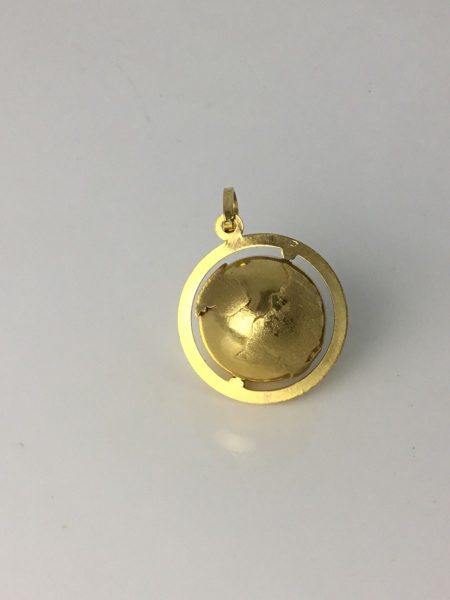Vintage 18ct Yellow Gold Globe Pendant