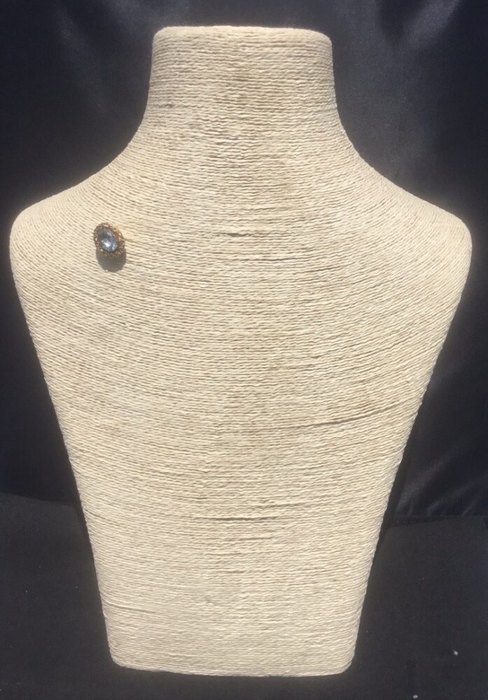 Antique Late Georgian Regency Aquamarine Brooch in 18 Carat Gold Floral Setting