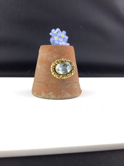 Antique Late Georgian Regency Aquamarine Brooch in 18 Carat Gold Floral Setting