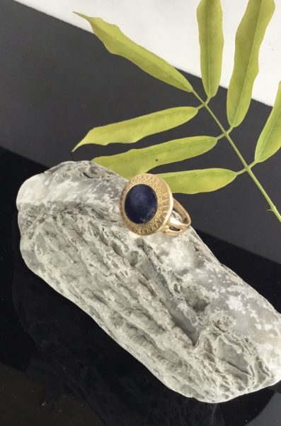 Antique Victorian Etruscan Style Lapis Lazuli Set Ring