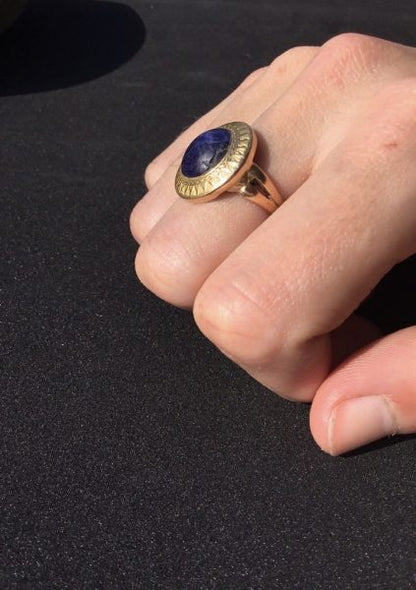 Antique Victorian Etruscan Style Lapis Lazuli Set Ring