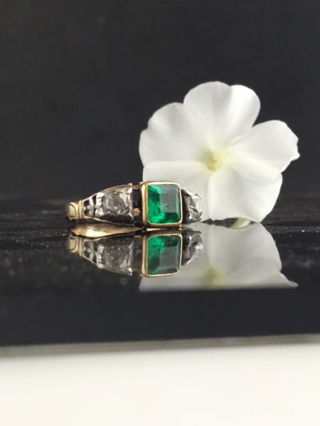 Antique Georgian Colombian emerald and diamond engagement ring