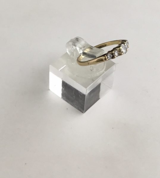 Antique Edwardian Five Stone Diamond Engagement Ring in Stepped 18ct Gold Mount