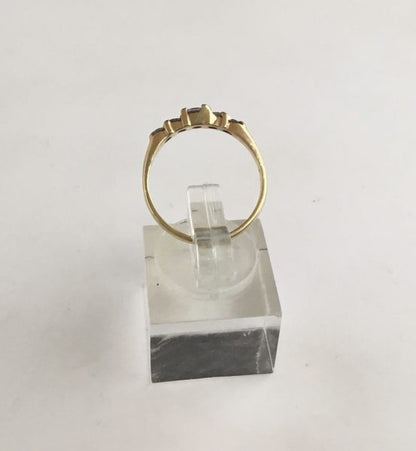 Antique Edwardian Five Stone Diamond Engagement Ring in Stepped 18ct Gold Mount