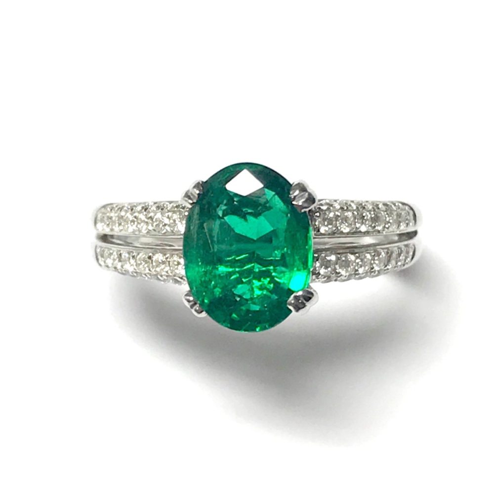 Zambian Emerald and Diamond Ring Double Diamond Set Shoulders