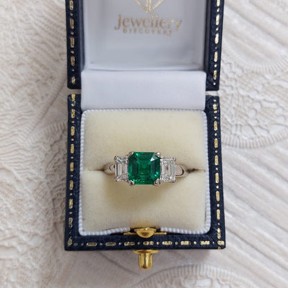 Emerald and Diamond Three Stone Ring TZ6