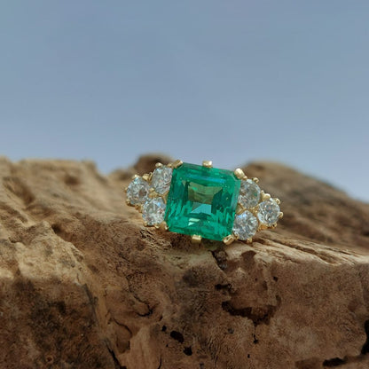 4.70ct Zambian Emerald and Diamond Ring
