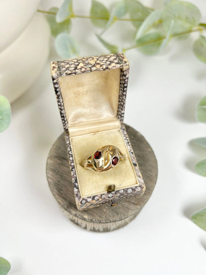 Vintage 9ct Yellow Gold 1960’s Double Headed Garnet Snake Ring