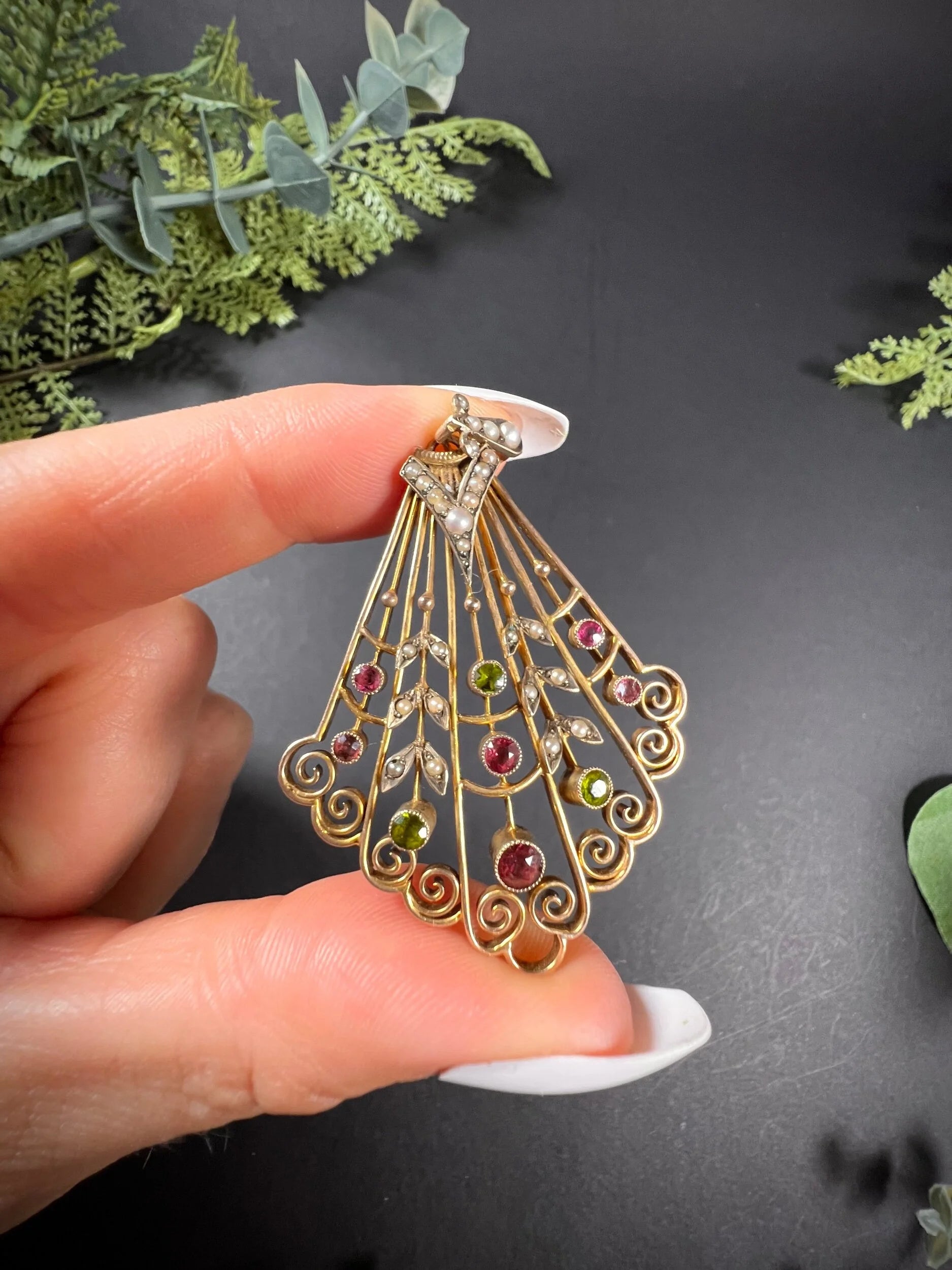 Antique 9 ct Gold Edwardian Suffragette Fan Pendant