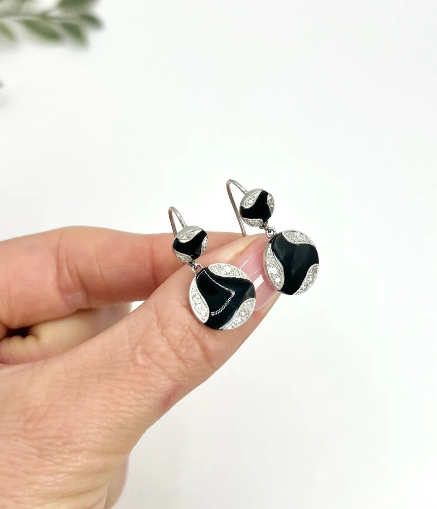 Antique Art Deco Diamond And Onyx Earrings In 18 Carat White Gold