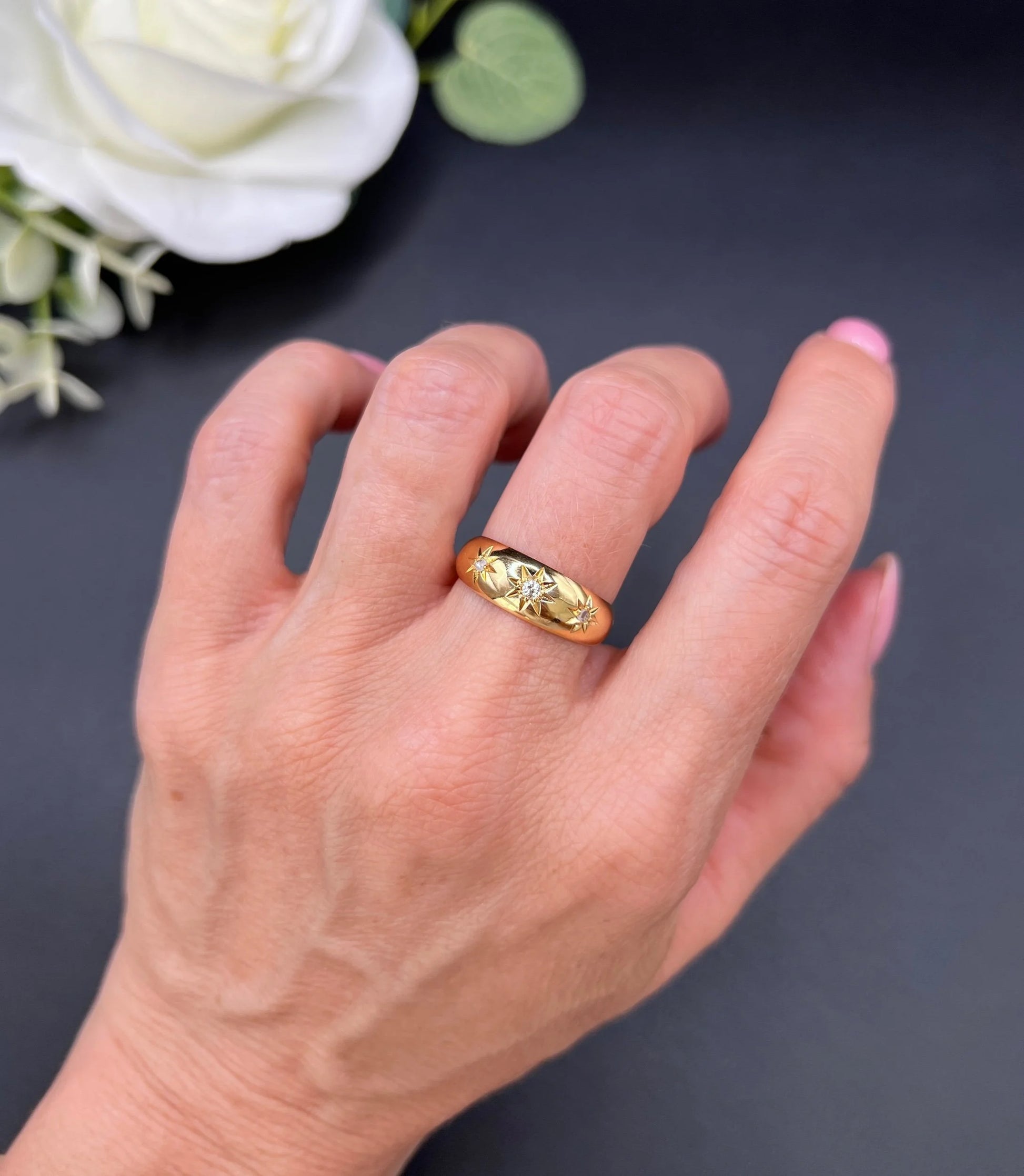 Antique 18 ct Gold, 3 Stone Diamond Gypsy Band Ring