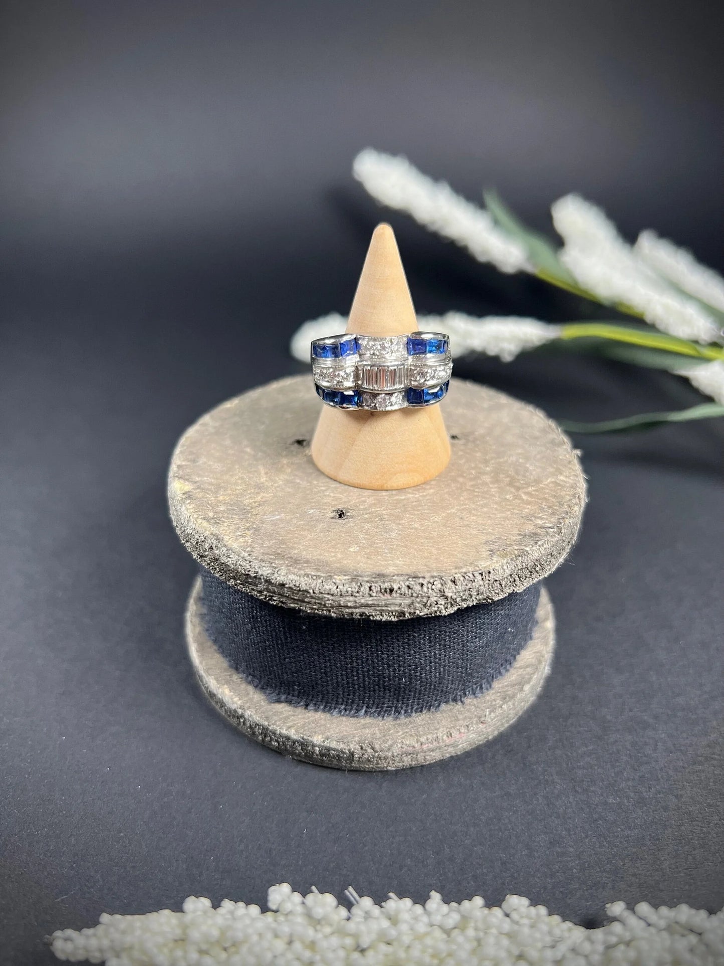 Vintage Retro 1940s Sapphire and Diamond Cocktail Ring in Platinum