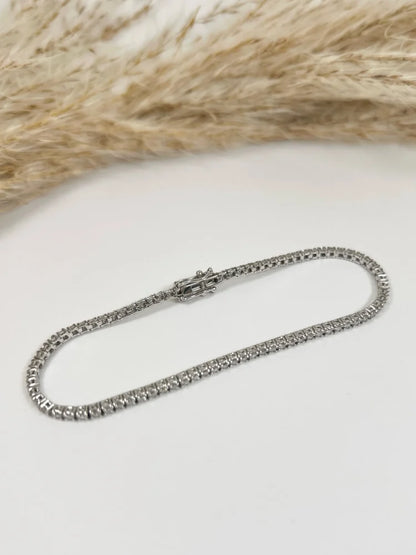 Vintage 2ct Diamond Line Tennis Bracelet in 14ct White Gold