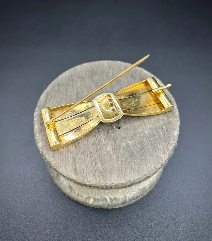 Vintage 1940s Cushion Cut Diamond Set 18ct Gold Bow Brooch