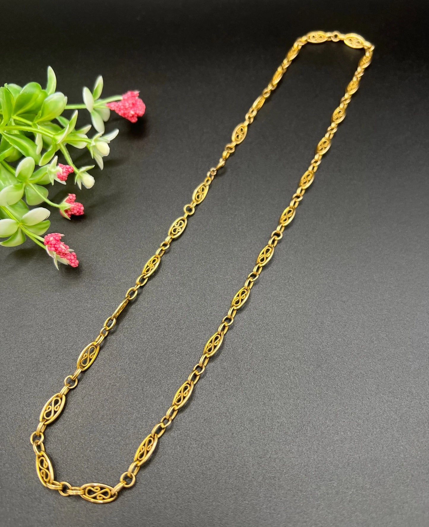 Antique 18 Carat Yellow Gold Fancy Filigree Oval Link Chain Necklace, Circa 1920