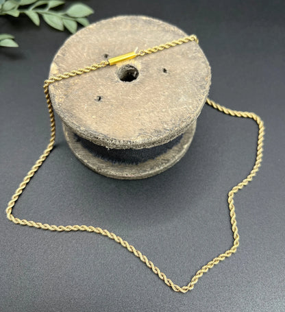 Antique 15 Carat Yellow Gold 16 1/2 Inch Solid Rope Link Chain, Circa 1890