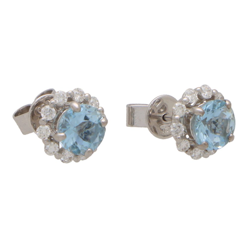 Aquamarine and diamond earrings in white gold.