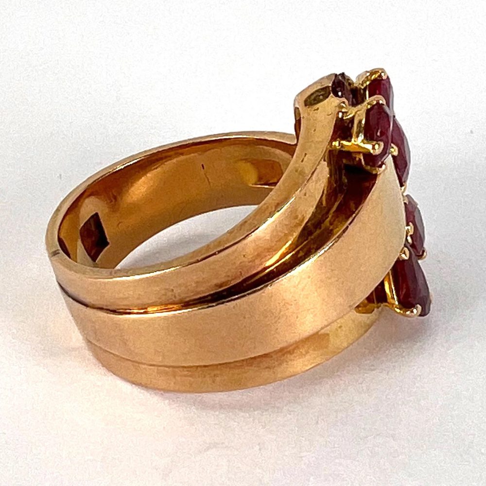 French Retro Ruby and Gold Buckle Ring