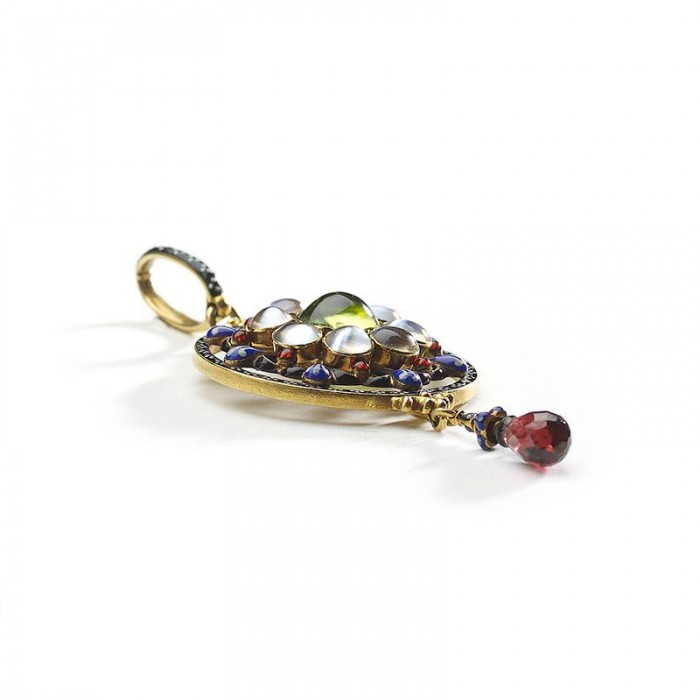 GIULIANO ENAMEL, PERIDOT, MOONSTONE, GARNET AND GOLD PENDANT MO2