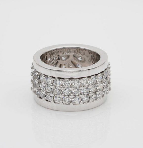 Impressive 6.50ct Night and Day Rotating Diamond Eternity Ring