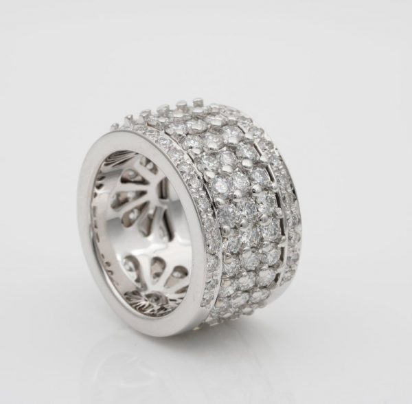 Impressive 6.50ct Night and Day Rotating Diamond Eternity Ring