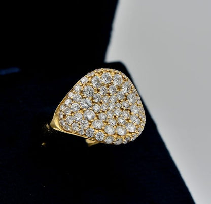 Vintage High Quality Contemporary 2.0ct Diamond F/VVS Signet ring