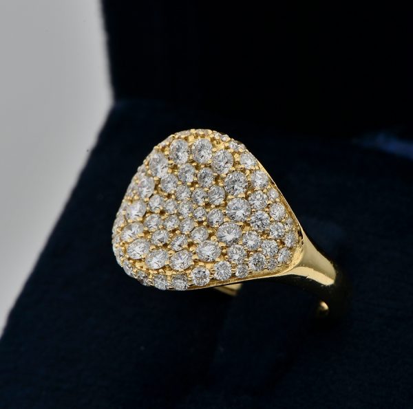 Vintage High Quality Contemporary 2.0ct Diamond F/VVS Signet ring