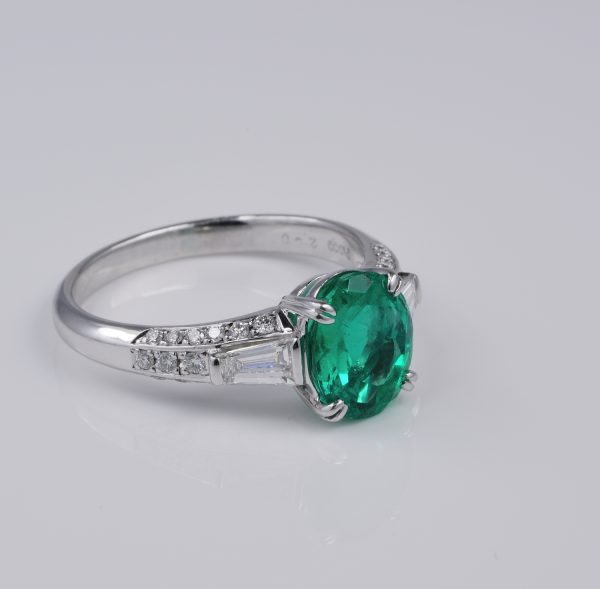 Exceptional 2.58ct Colombian Emerald and Diamond Platinum Engagement Ring