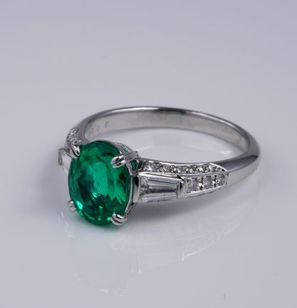 Exceptional 2.58ct Colombian Emerald and Diamond Platinum Engagement Ring