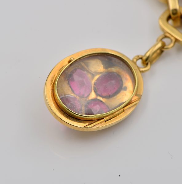 Antique Victorian 28.00ct Garnet Rare French Origin 18ct Gold Bracelet