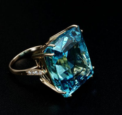 Retro 50.00ct Untreated Aquamarine Diamond Ring