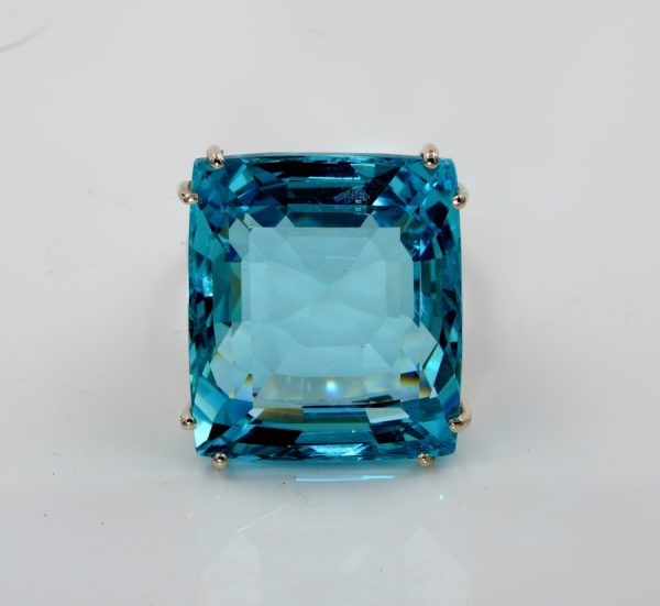 Retro 50.00ct Untreated Aquamarine Diamond Ring